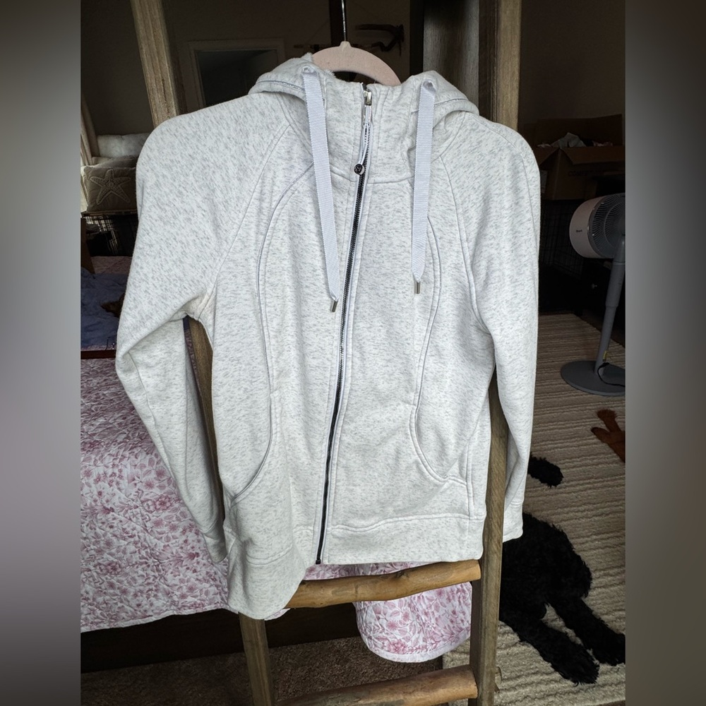 Lululemon full zip scuba
